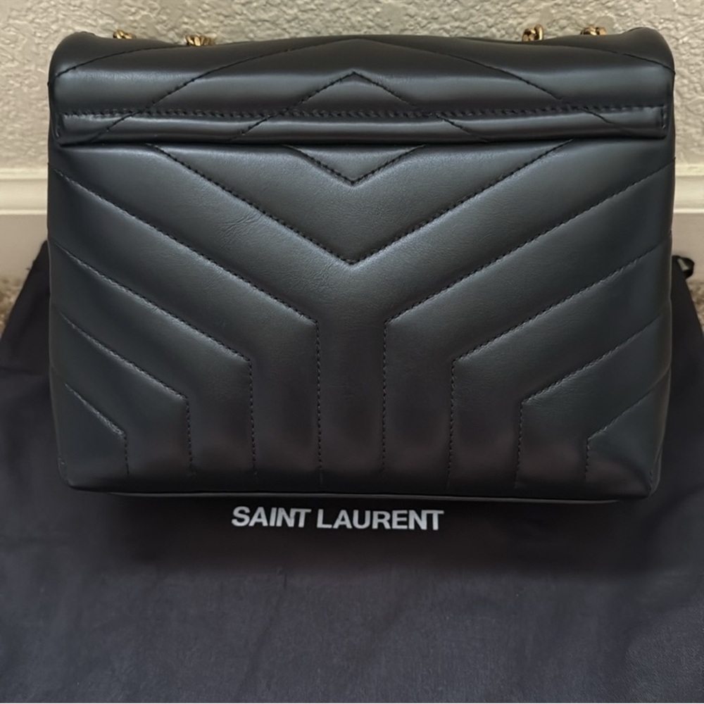 Saint Laurent Loulou Small YSL Shoulder Bag in Quilted Leather Gold Hardware - Picture 3 of 16